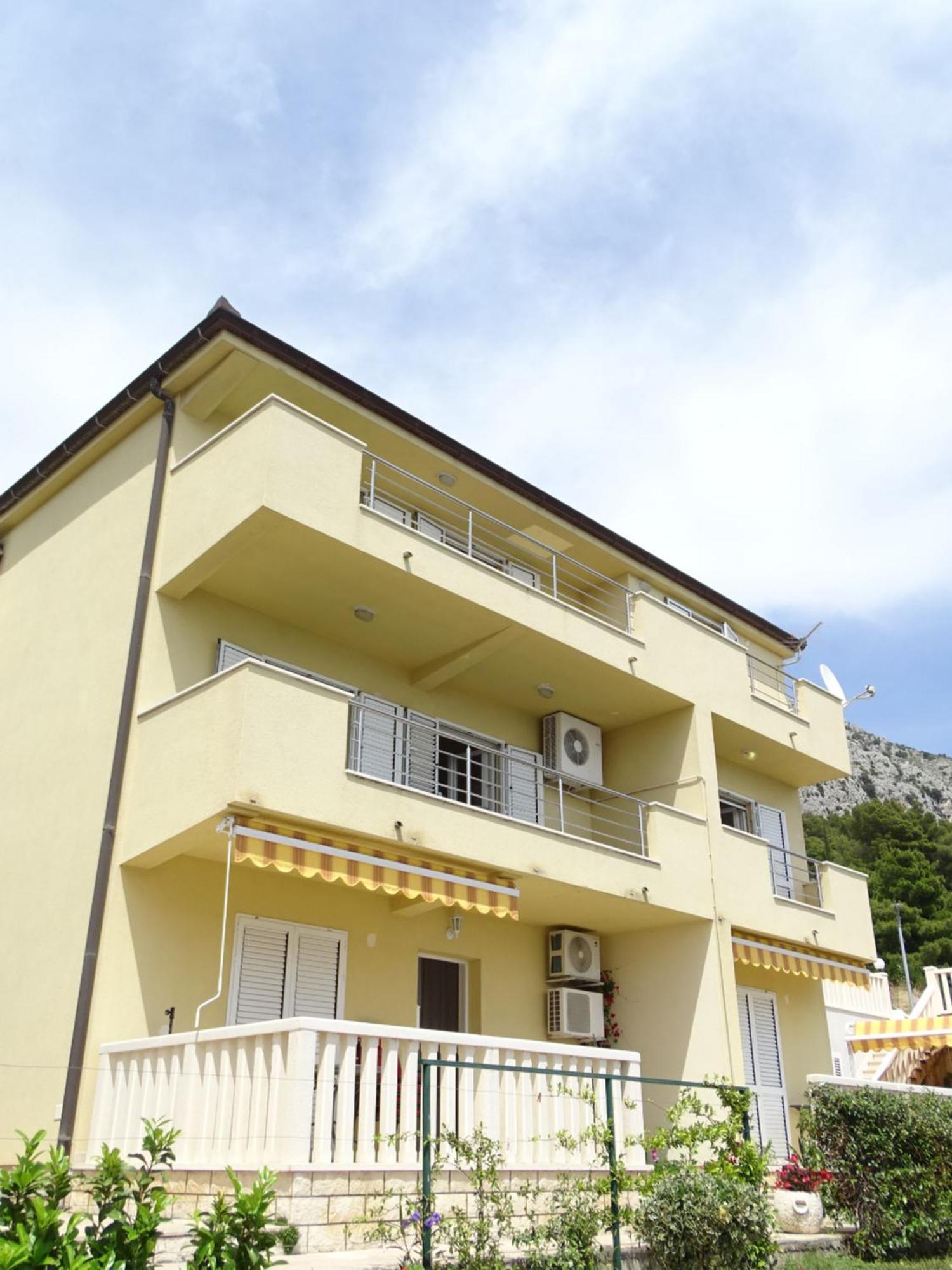 6-pax On The - Floor, Great Sea View, Parking Ensured Apartment Mimice