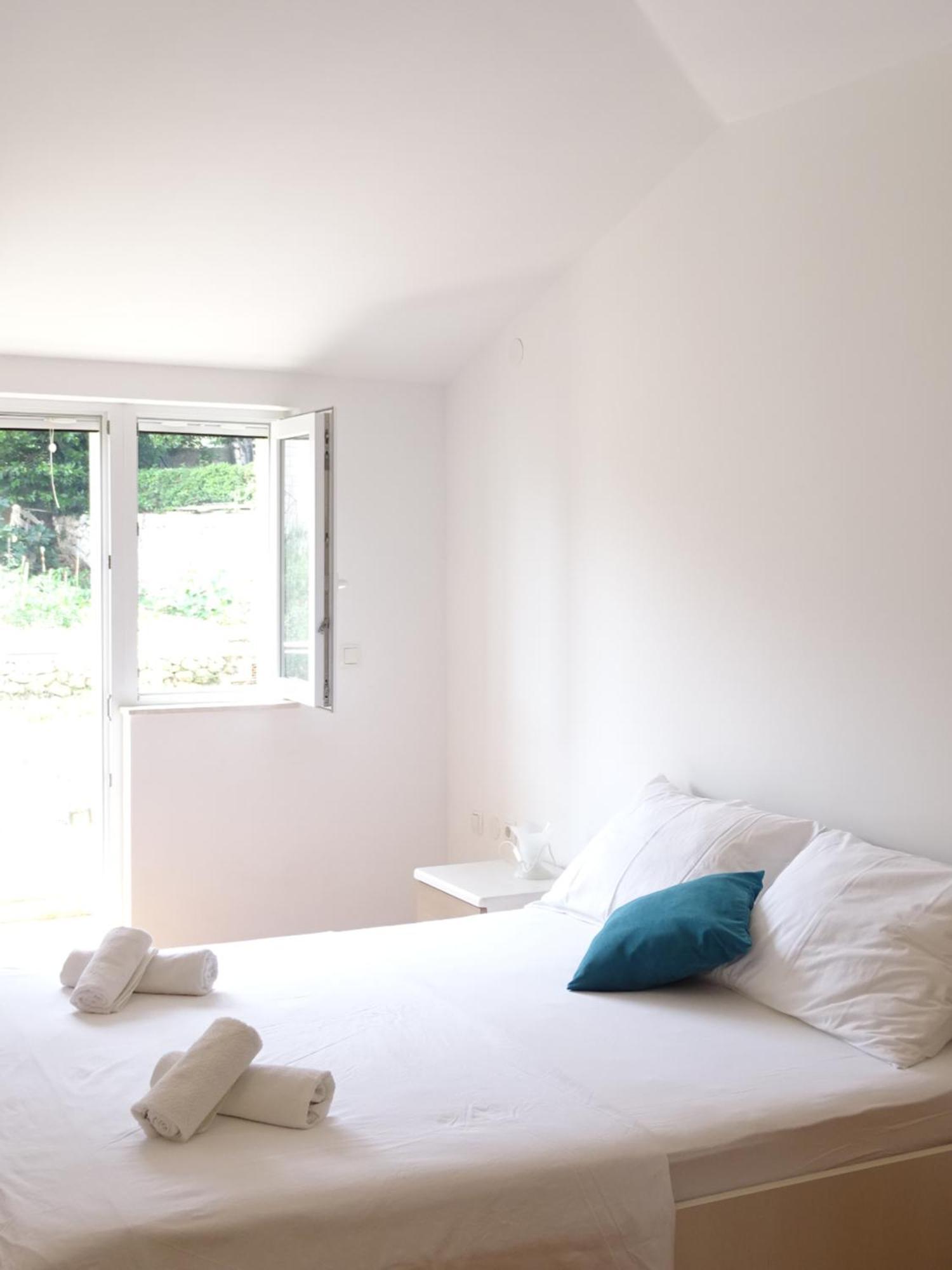 Apartment 6-pax On The - Floor, Great Sea View, Parking Ensured Mimice