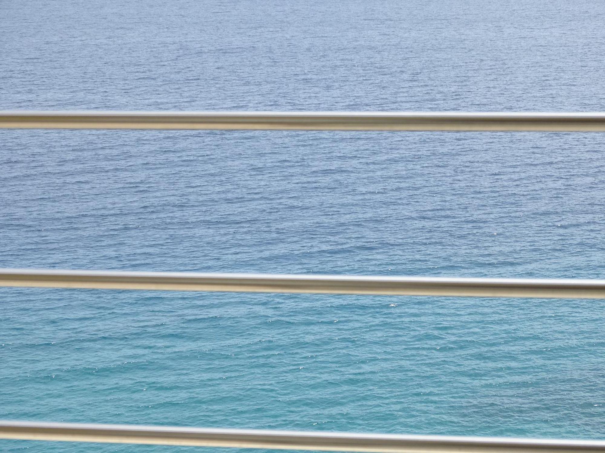 6-pax On The - Floor, Great Sea View, Parking Ensured Apartment